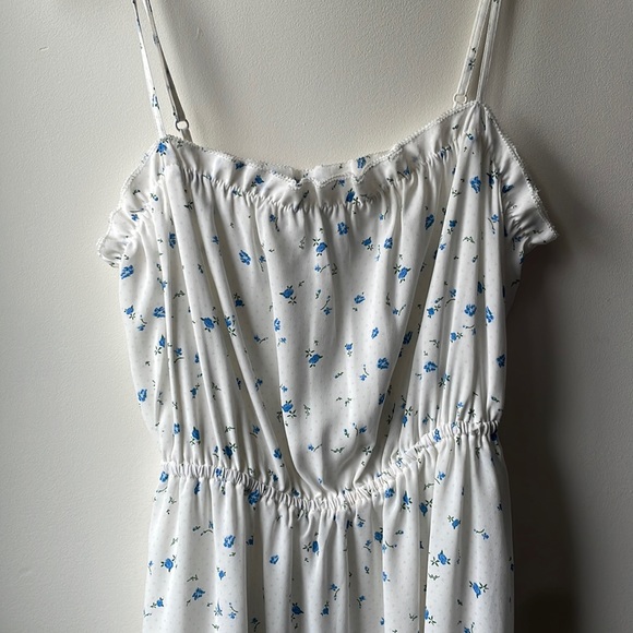 Aritzia floral mini dress - Picture 2 of 3